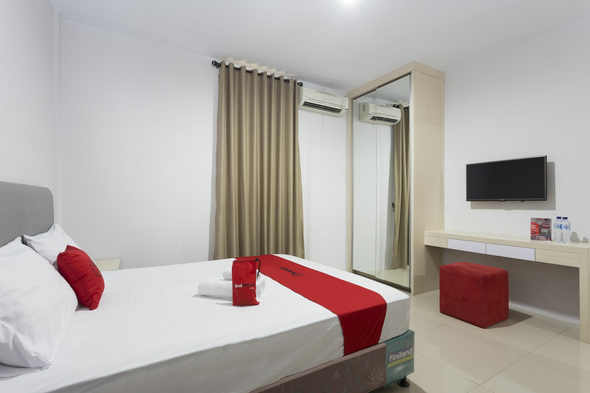 Reddoorz Plus Near Cilandak Town Square 2 Jakarta Eksteriør billede
