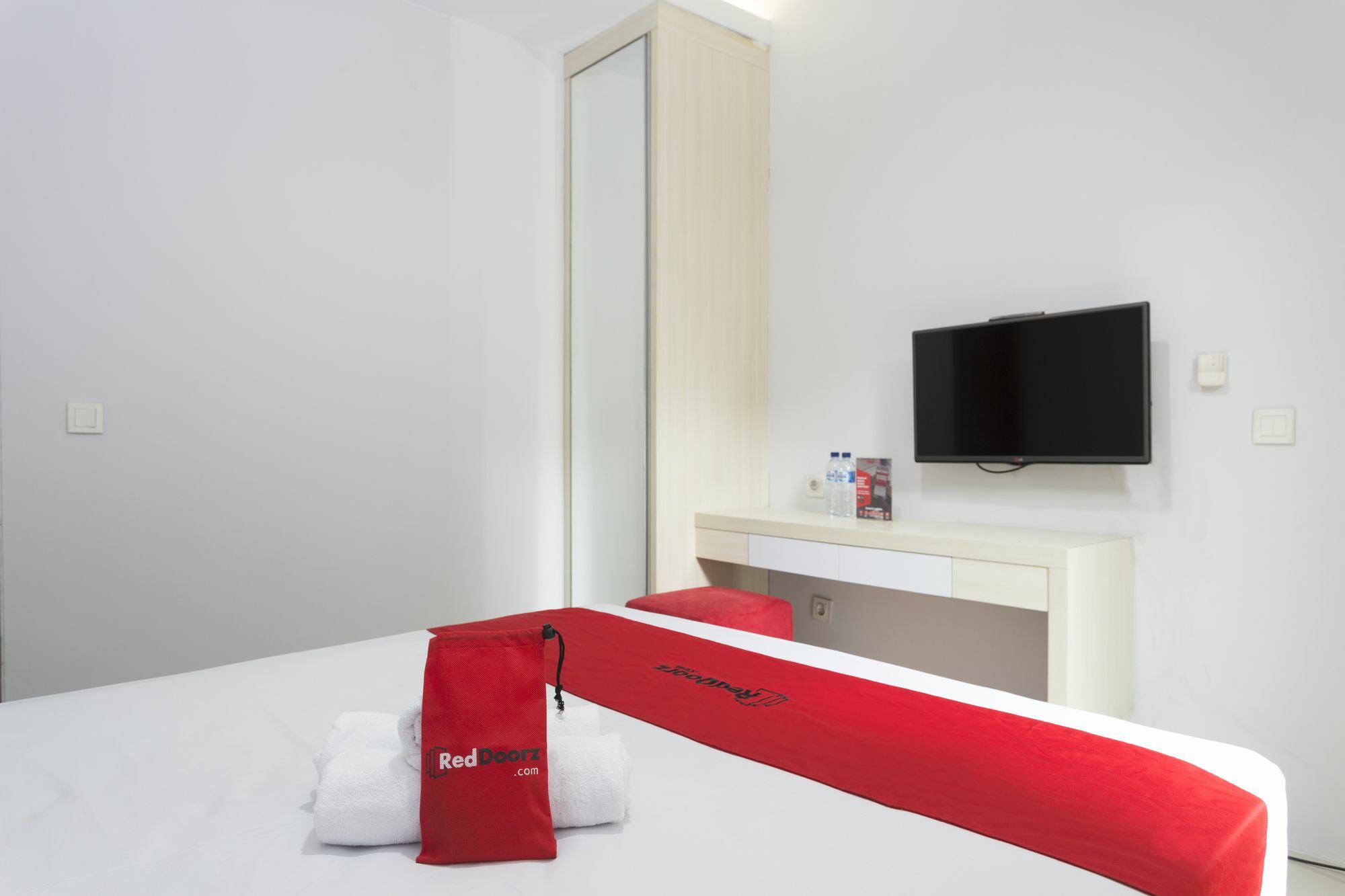 Reddoorz Plus Near Cilandak Town Square 2 Jakarta Eksteriør billede